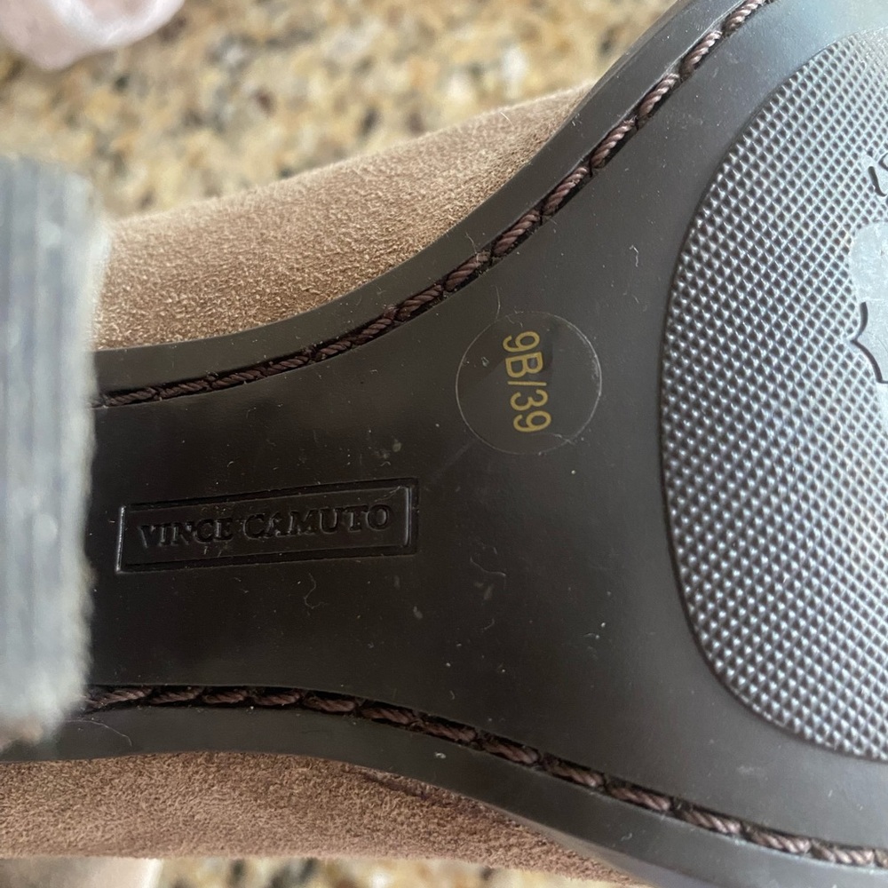 VINCE CAMUTO  Braden Suede Slouch Boots Almond Latte 3" Heel Size 9 - Picture 6 of 13